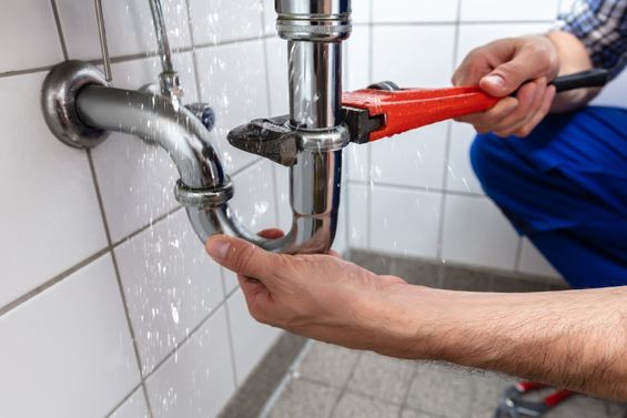 Badkamers, keukens en sanitair